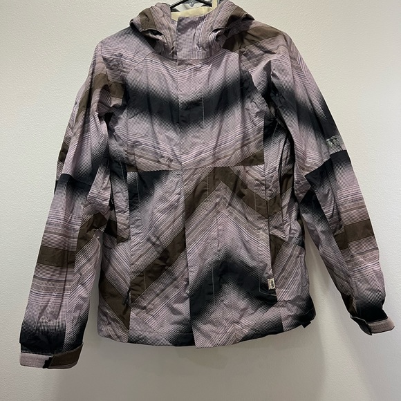 Vans Women’s Femme Coat for Snowboarding/Skiing/Staying warm - Picture 2 of 13